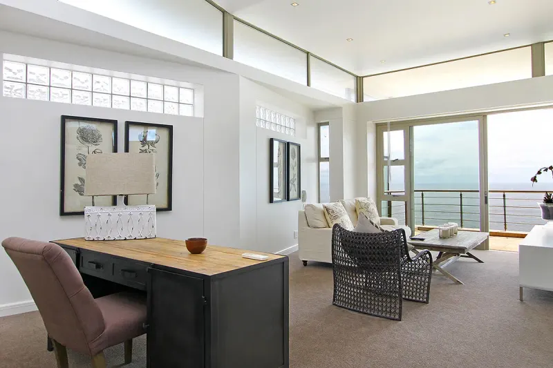 Open Villa in Bantry Bay – photo 2