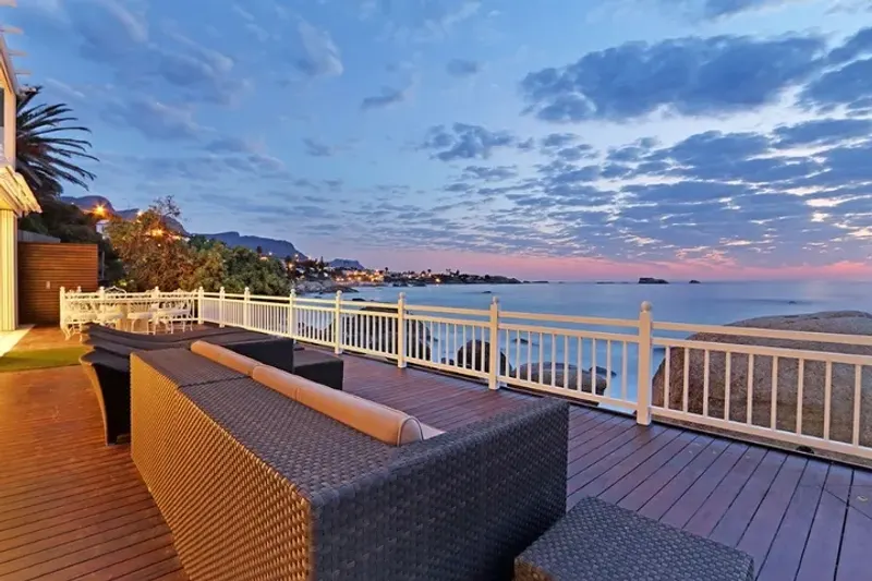 Ivory Sands Bungalow in Clifton – photo 30