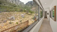 Mountain Vista Penthouse in Camps Bay – photo 33 thumbnail
