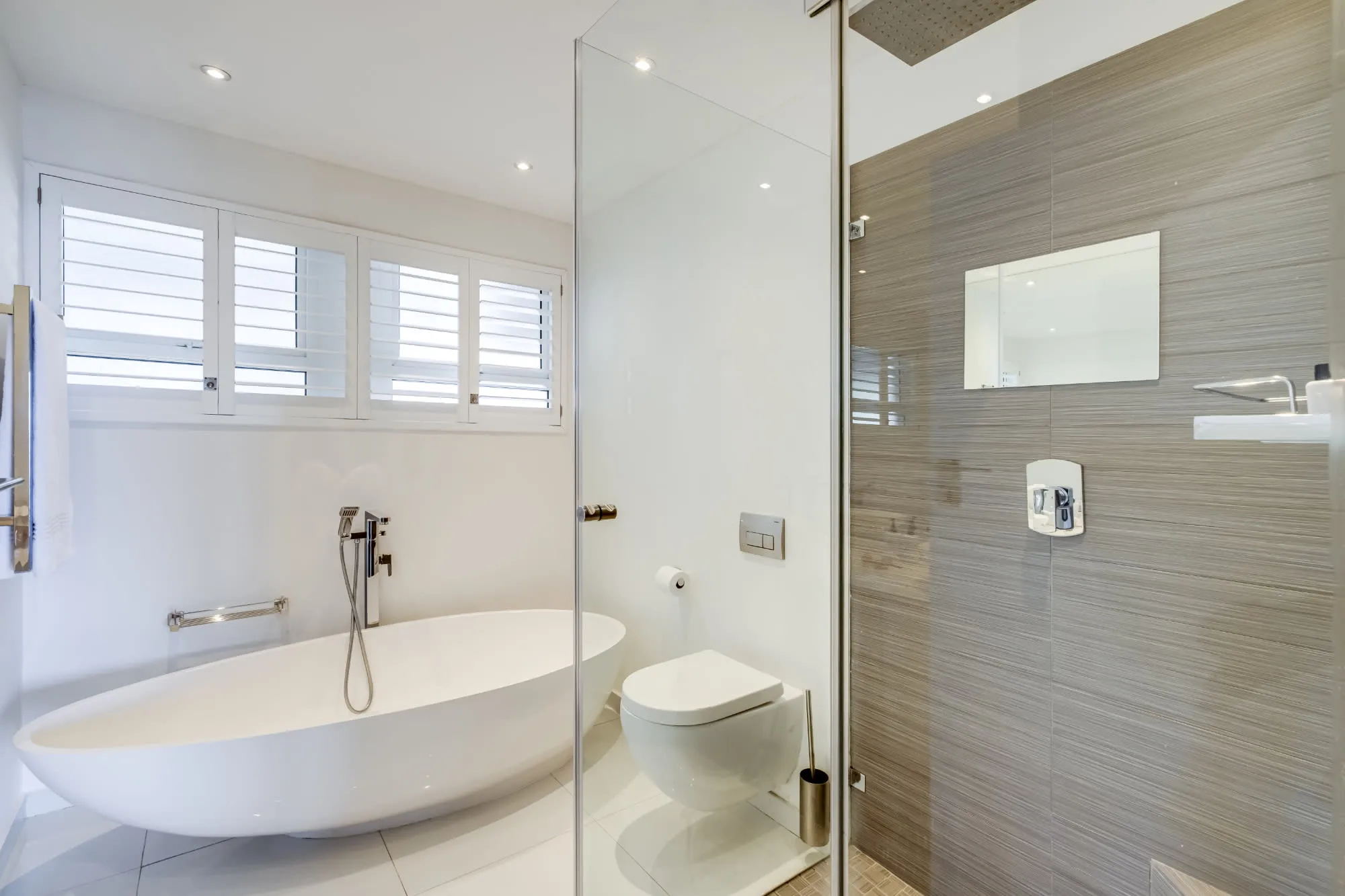 property_95530094-7e0d-4116-a2f2-19c2fe8f1850_24