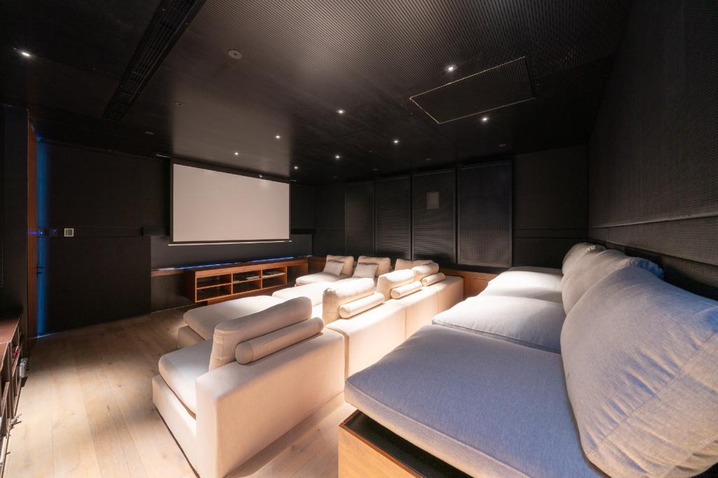 property_958c0bf0-247c-408f-9db1-39e0d00c26d4_17