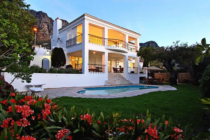 Villa Blanca