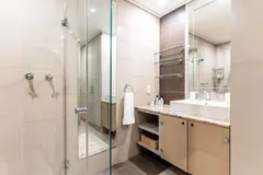 Cape Royale 615 in Green Point – photo 14 thumbnail