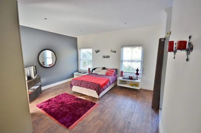 property_95f89562-d4b9-4e18-8f4d-3dedfaf36c75_2