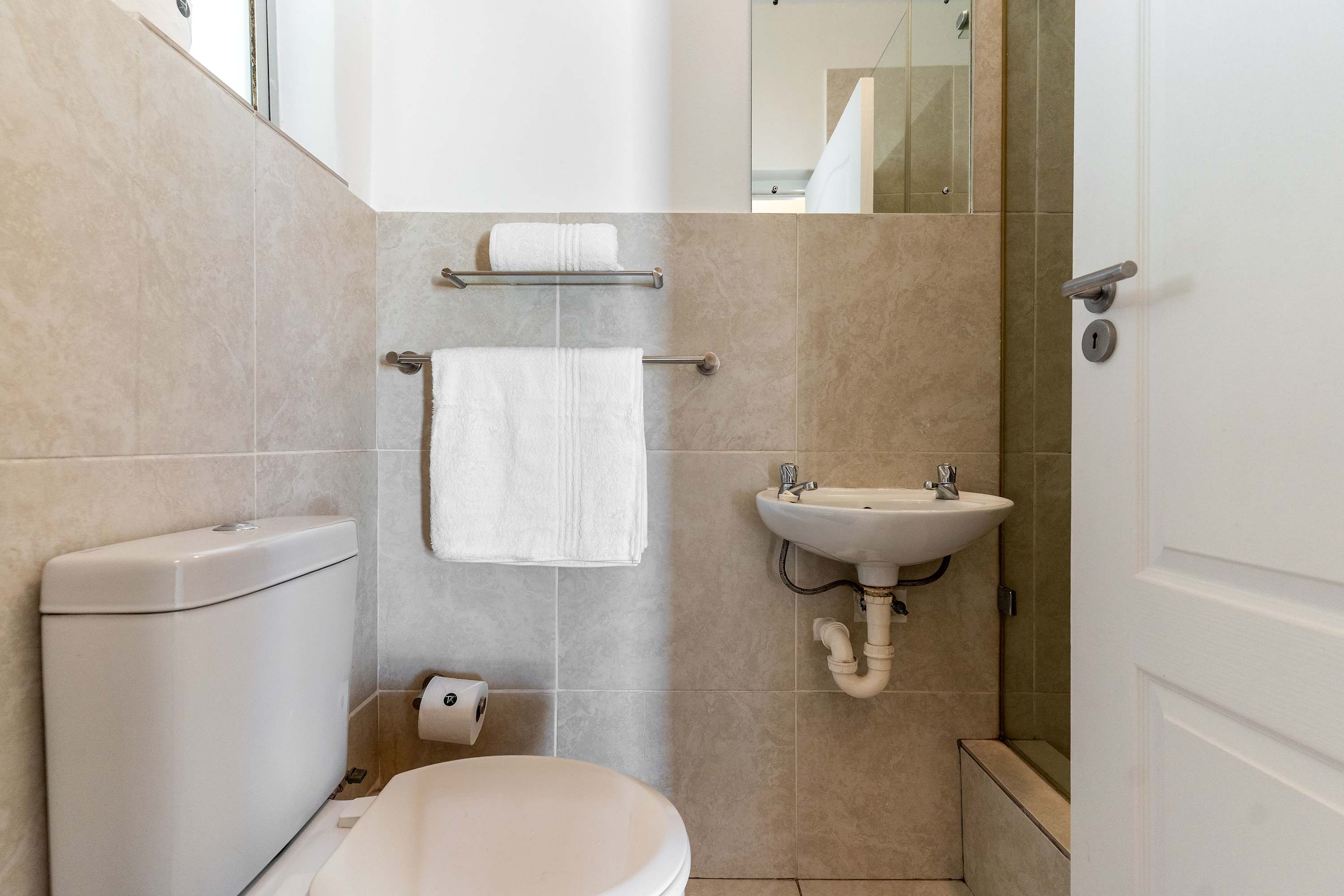 property_96071f68-c02c-4743-8297-e624bc36772f_20