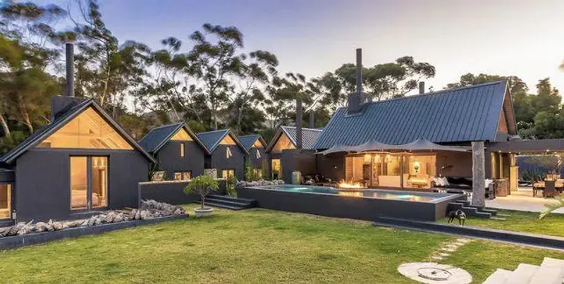Hout Bay Mansion in Hout Bay – photo 2