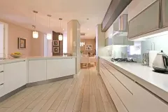 Ocean Terraces Apartment in Sea Point – photo 7 thumbnail