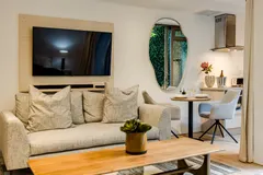 Blue Ocean Studio in Camps Bay – photo 15 thumbnail