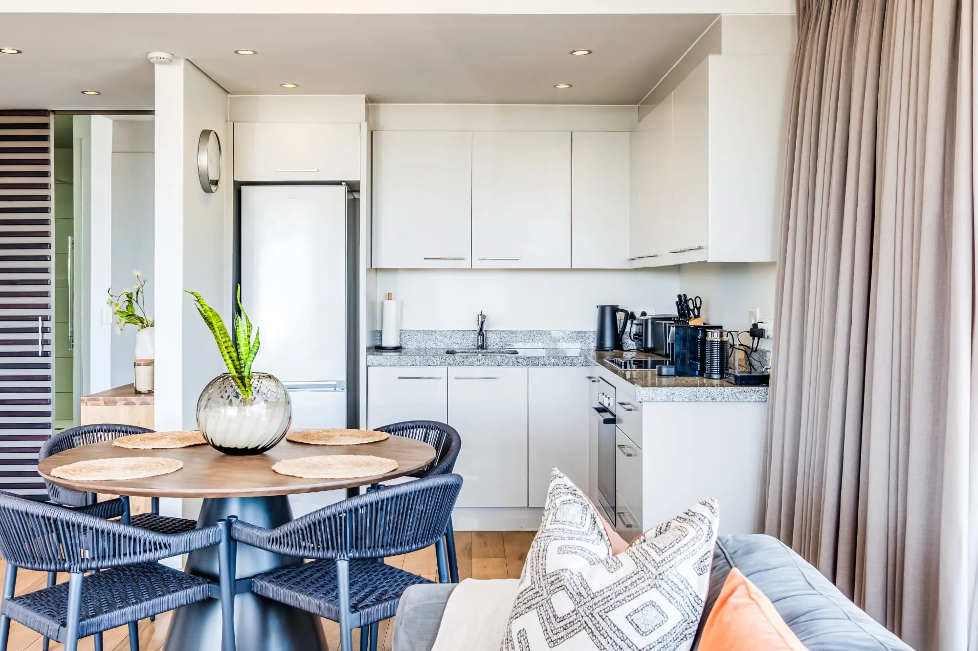 property_9701ceab-ebaf-441f-b752-824e5821b48a_6