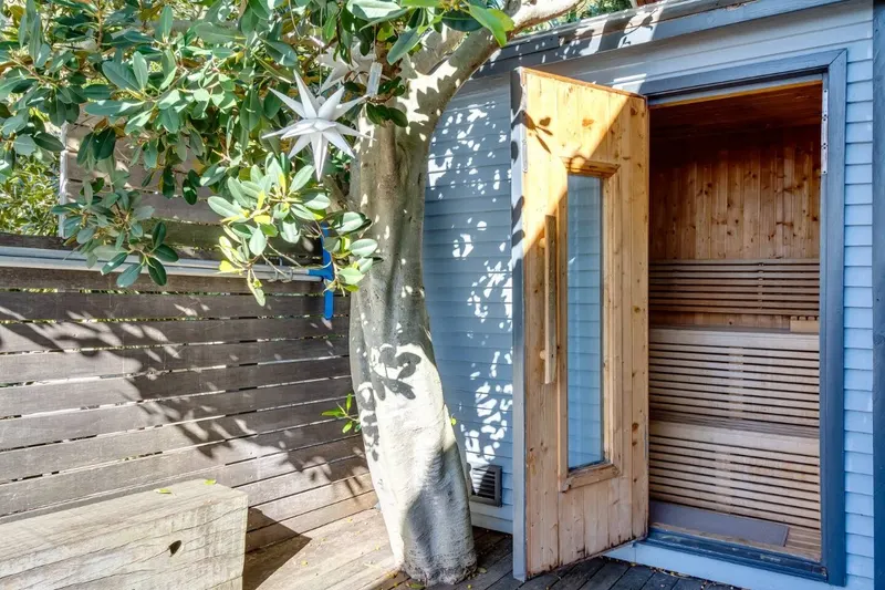 17 Geneva Upper in Camps Bay – photo 20