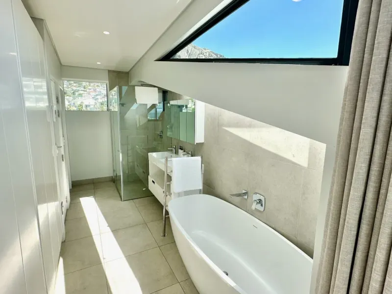 Skydeck Penthouse in Sea Point – photo 11