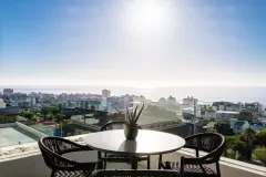 Sea Point Penthouse in Sea point – photo 6 thumbnail