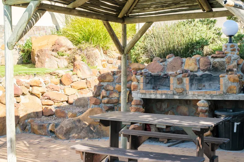 Calico in camps bay – photo 41