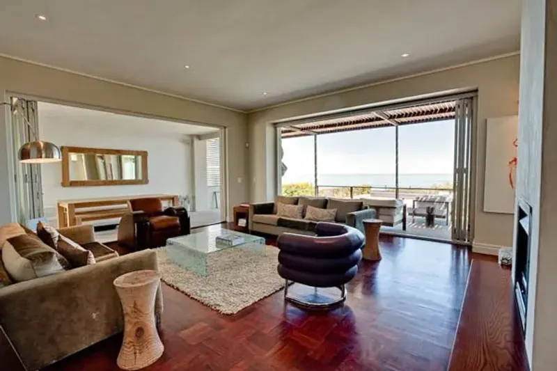 Ingleside Views in Camps Bay – photo 8