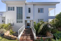 Picasso Villa in Camps Bay – photo 6 thumbnail