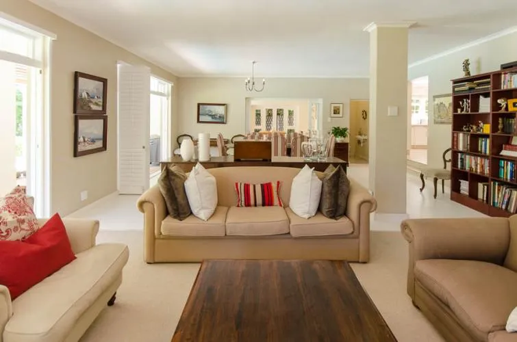 property_982f3319-d712-47f4-9be6-c426d2d47bb9_2