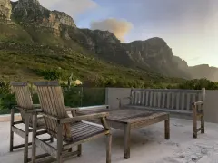 Theresa Luxe - Luxury Villa with pool & ocean views in Bakoven – photo 22 thumbnail