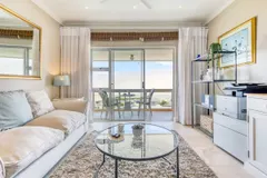 Panoramic Vista Apartment in Camps Bay – photo 5 thumbnail