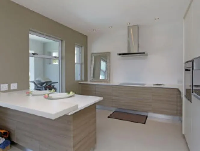 property_98f87972-8178-491b-92d4-3a5928216ff1_7