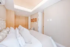 Plush Penthouse in Sea Point – photo 20 thumbnail