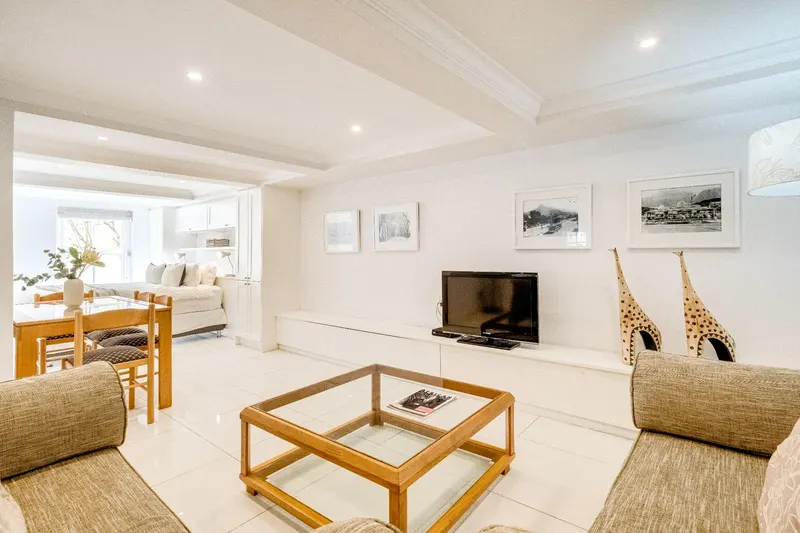 Six Selbourne in Sea point – photo 43