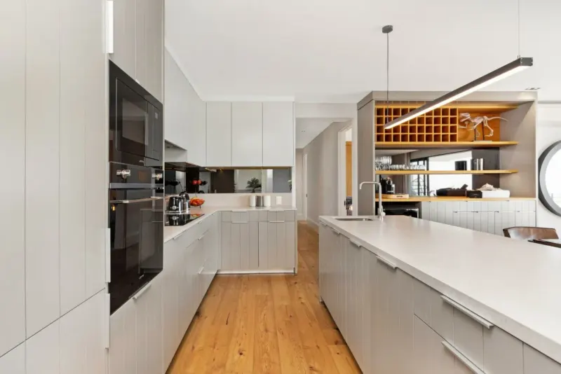 Alpha Penthouse in Green Point – photo 18