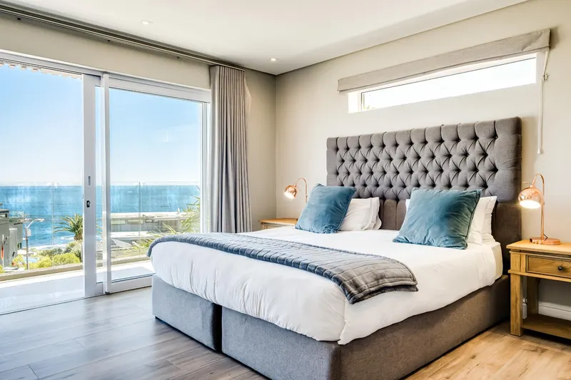 Serein in Camps Bay – photo 21