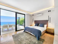 Ocean Villa in Bantry Bay – photo 17 thumbnail