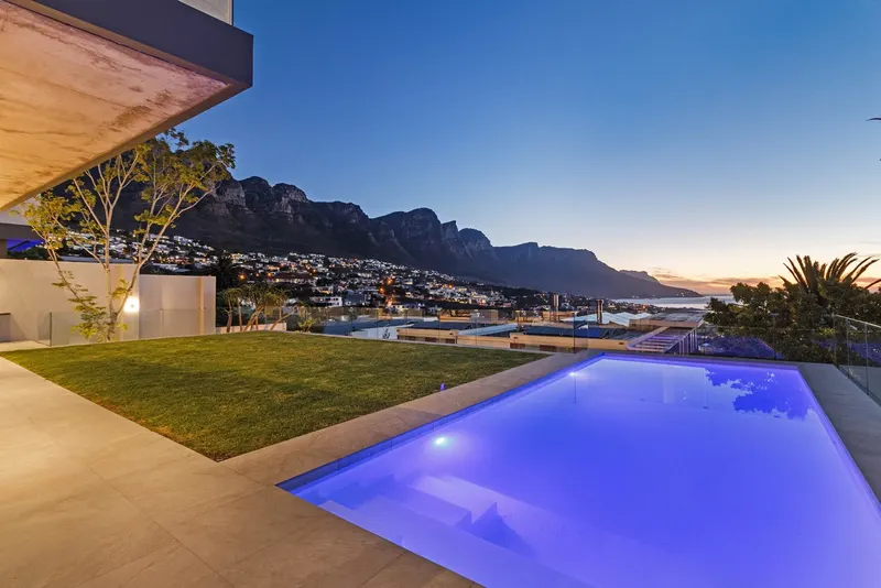 30 on Sedgemoor in Camps Bay – photo 38