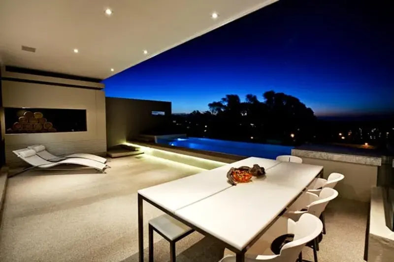 Central Drive Camps Bay in Camps Bay – photo 5