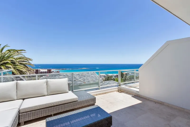 Summer Place in Camps Bay – photo 4