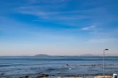 Oceanmist Studio in Mouille Point – photo 16 thumbnail