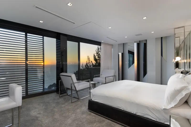 Nettleton Luxe  in Clifton – photo 29