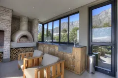 Oranjezicht Modern Villa in Gardens – photo 19 thumbnail