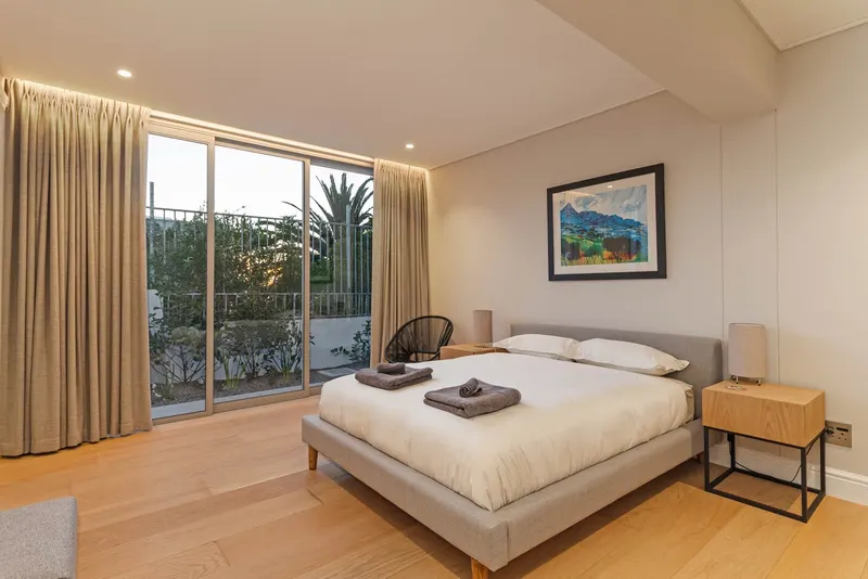 30 on Sedgemoor in Camps Bay – photo 23
