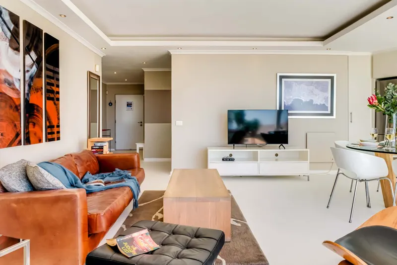 Calico in camps bay – photo 5
