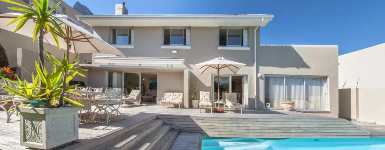 Ronald Villa in Camps Bay
