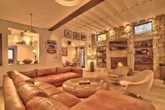 Villa Central Drive in Camps Bay – photo 8 thumbnail