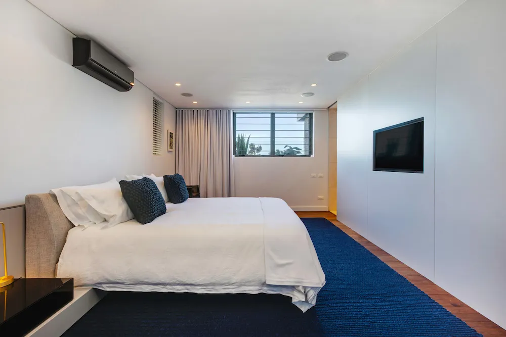 property_9b233f52-8fb4-4483-a977-68bdd3d07091_10