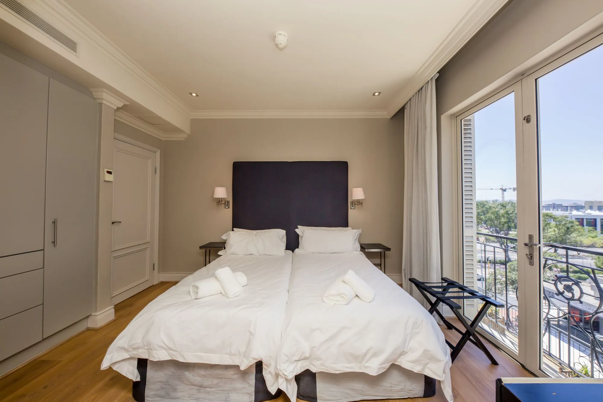 property_9b3865d7-0139-478c-98ba-6097f393b68b_2
