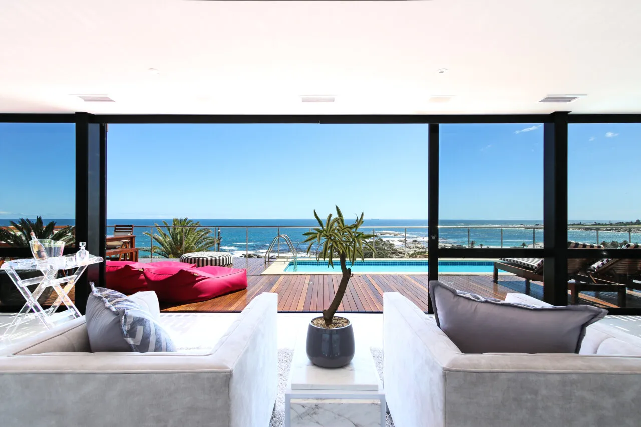 property_9bbcfd17-193d-4982-8755-c50befc848be_0