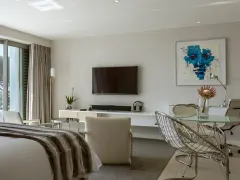 South Beach Apartments - Classic Suite in Camps Bay – photo 3 thumbnail
