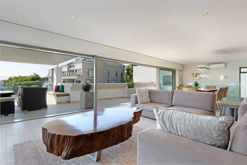 Karibu Villa in Camps Bay – photo 5