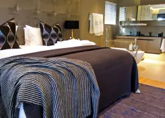 Bantry Luxe Apartment 2 in Bantry Bay – photo 16 thumbnail