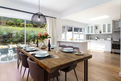 Camps Bay Deluxe in Camps Bay – photo 13 thumbnail