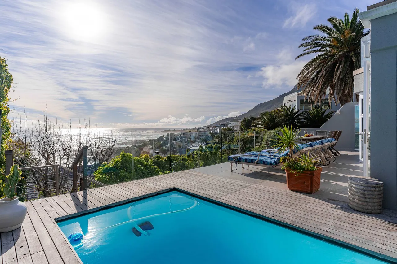 Houghton Views in Camps Bay