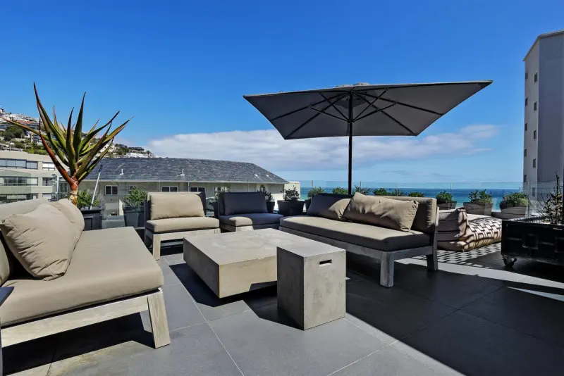 Bantry Luxe Apartment 2 in Bantry Bay – photo 1