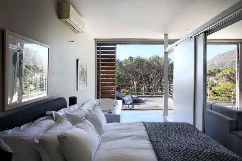 Willesdon Villa in Camps Bay – photo 22