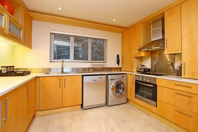 Dunmore Penthouse in Clifton – photo 6