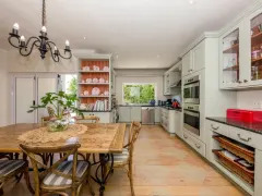 Ave Des Huguenots in Fresnaye – photo 9 thumbnail